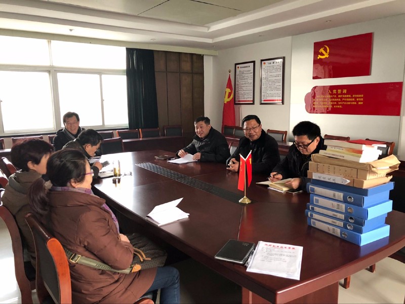 教辅支部组织生活会_75052.jpg 教辅支部组织生活会.jpg