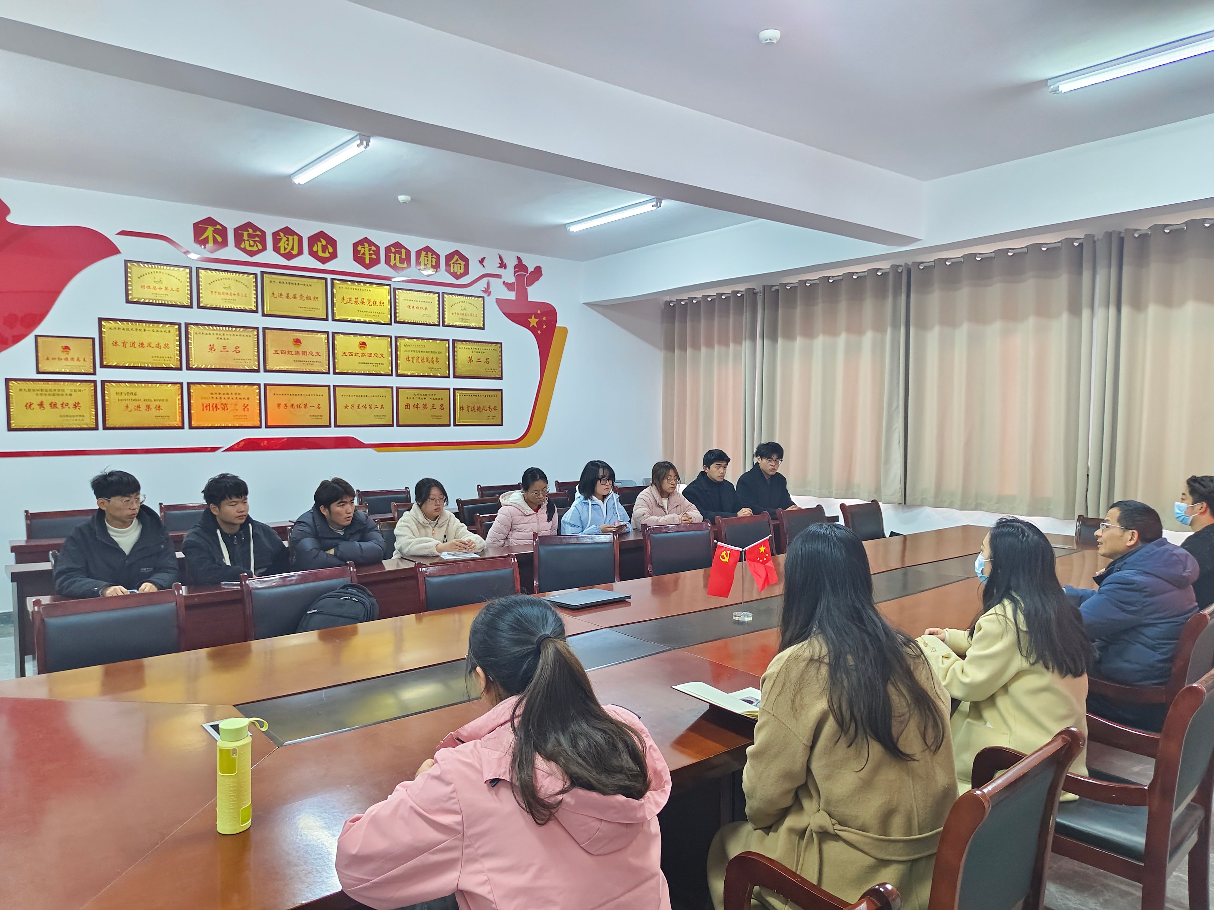 1733381418399044.jpg 1733381418399044.jpg